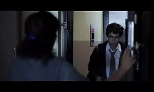 Mignon Hentai teenie film porno hommo obtient doigts et léché