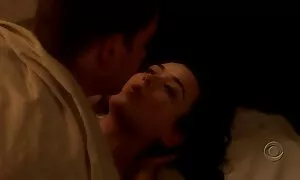Horny Latina rebondit son cul sur film pornos gay une grosse bite