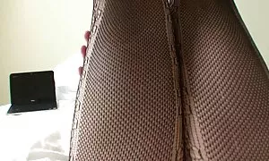 Maman enseigne gay francais xxx fille à sucer dans amateur vidéo