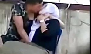Rousse en lingerie se masturbe et fait vibrer sa chatte sur film français porno gay le lit